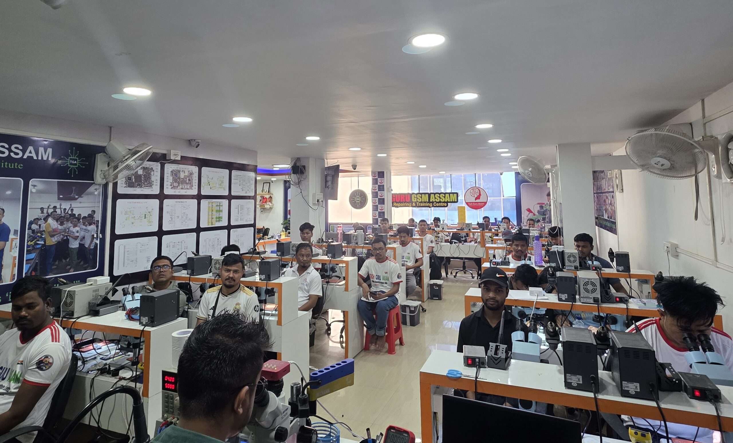 GSM ASSAM - No.1 Mobile Repairing Institute in Guwahati 16 Advanced Chip Level Mobile Repairing Practical Class at GSM ASSAM Institute